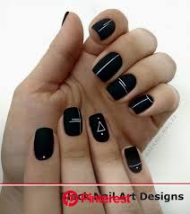 The black outline will give the illusion that your nails are longer. Short Nail Designs In 2020 Black Nail Designs Matte Nails Design Gel Nail Designs Clara Beauty My