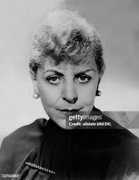 139 Vicki Baum Fotos und hochauflösende Bilder