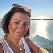 Is the wi-fi good outside near pools and beach. Or is wi-fi only good  inside the hotel.