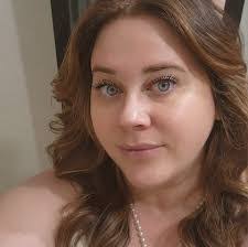 Kassi Davis's Instagram, Twitter & Facebook