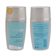 Kandungan salicylic acid yang ada pada produk ini juga dianggap dapat merawat jerawat agar tidak meradang saat menggunakan makeup. 15 Merk Foundation Untuk Kulit Berjerawat Yang Bagus 2021