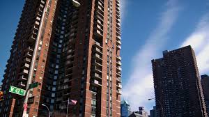 These are the elements of vanya on 42nd street, a film which reduces chekhov's uncle vanya to its bare elements: New York 2019 Films Miracle On 42nd Street