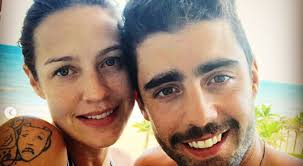 Siga o uol mov no. Chega Ao Fim O Casamento De Luana Piovani Tititi