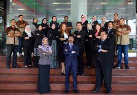 Executive director head, corporate & support services dato' mohamed nasri sallehuddin joined khazanah in september 2009. Our People Mrco