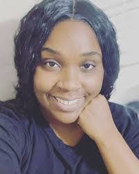 Marilyn Bara's Instagram, Twitter & Facebook