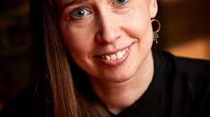 Kendt fra "Vild med dans" og "Badehotellet": Jeg tror egentlig, jeg er en  meget folkelig type