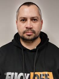 Электромонтажник