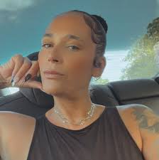 Kira Alexander (@kiraalexander) • Instagram photos and videos