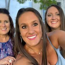 Katelin (Oney) Vandevender (@coach_K_O)