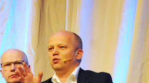 Vi i senterpartiet ser hele landet. Sp Er Storst I Nord Politisk Redaktor Trekker Fram Andoya Saken Som Medvirkende Arsak