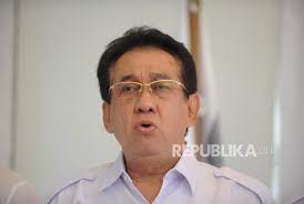 Join facebook to connect with anwar fuadi and others you may know. Anwar Fuadi Sebut 200 Artis Akan Dukung Jokowi Maruf Republika Online