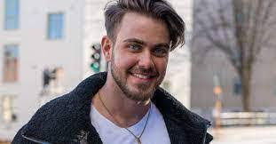 Richard Fager's Instagram, Twitter & Facebook