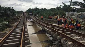 We did not find results for: Sore Ini Rel Di Petak Stasiun Kedunggedeh Lemah Abang Sudah Dapat Dilalui Ka Jarak Jauh Tribunnews Com Mobile
