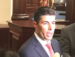 Jose Oliva begins as House Speaker with message of cooperation