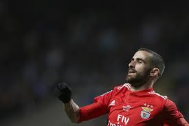 Página oficial de rafa silva, jogador do sl benfica e internacional português instagram rafaelalexandresilva. Rafa Silva Renova Pelo Benfica Renascenca