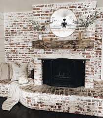 10 Beautiful Farmhouse Tables You Will Love 736333 Farmhouse Whether It S A Rustic And Warmly Patina D Table Or In 2020 Fireplace Design Home Farmhouse Fireplace