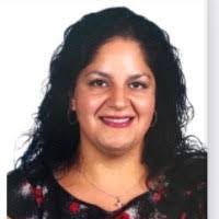 Linda Moretti's Instagram, Twitter & Facebook