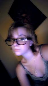 19-year-old seeking friends and job opportunities