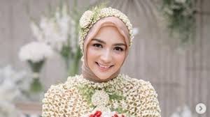 Keduanya menikah pada tanggal 1 desember 2019. Ini Konsep Pernikahan Citra Kirana Dan Rezky Aditya