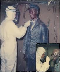 A Museum Kept a "Wax Figure" for 50 Years —A New Curator Realized It Was the  Body of a "Missing" Man For fifty years, a seemingly innocent wax figure  stood in the