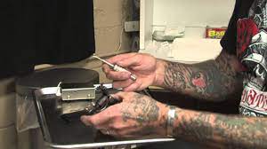 How to install a tattoo gun. How To Put A Tattoo Machine Together Youtube