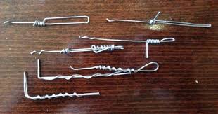 This is a video tutorial to show you all how to pick open a lock by creating lock picking tools made from paper clip. Paperclip Lock Picking Sets Hackaday