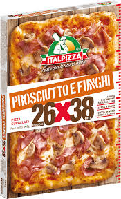 Si può mettere la salsiccia fresca invece del prosciutto, ma in questo caso andrà aggiunta a crudo prima dei funghi, in modo che si cuocia bene. Italpizza Pizza Famiglia Prosciutto E Funghi 26x38 Cm Pasta Pizza De Carne Food Development