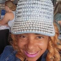 Sherrell Simmons's Instagram, Twitter & Facebook