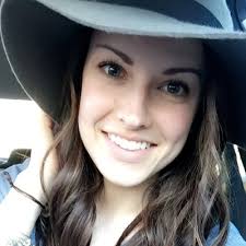 Nicole Monroy (@hiphipnicole)