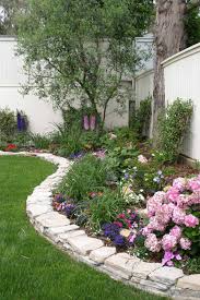 We keep our customers informed by giving weekly updates on the work performed that day. Sample Work Traditional Landscape Los Angeles By Cutting Edge Landscape Design Houzz