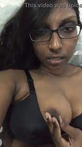 Indian milf nude selfie / IndianTube.porn
