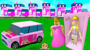 You can build your very own barbie dreamhouse too! Cars Dream Houses Random Roblox Games Let S Play Video Youtube