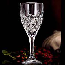 Godinger Dublin Crystal Goblets Glasses Set Of 4 One Of Godinger S Most Well Loved Patterns Dublin Crystal Glasswa Crystal Goblets Crystal Glassware Goblet