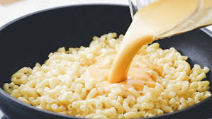 There are ultracreamy macs made with processed cheese, tangy ones made with farmhouse cheddar, those packed with noodles and baked into a pie and those poured out of a box and cooked in an instant. Kurbis Mac And Cheese Vegane Kurbis Pasta Aline Made