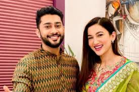 Duo 'immortalise' their love with clay impression. Gauahar Khan Opens Up On Age Difference With Fiance Zaid Darbar He Is A Few Years Younger To Me But 12 Is Not The Number