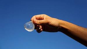 不用任何包裝的攜帶飲用水球 edible water bottle biodegradable products water blob