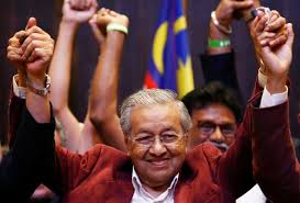 Federal düzeyde, kısa süre içinde hükümet ve iktidar koalisyonu ülkedeki zaferinden 2018 malezya genel seçimi mayıs 2018'den. Aj On Twitter Malaysia S Opposition Party Pakatan Harapan Has Won The General Election This Is The First Time Since The Country S Independence From Britain In 1957 That Ruling Party Barisan Nasional Has