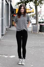 How To Wear High Top Converse With Skinny Jeans 35 Ideas How To Wear Converse Shoes Casual Skinny Jeans Fashion Clothes Style