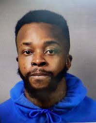 UPDATE: Dominique Davis was arrested and is now in custody. Thank you San  Antonio for sharing! WANTED: San Antonio Police are seeking help from the  public in locating Dominique Davis. Davis was