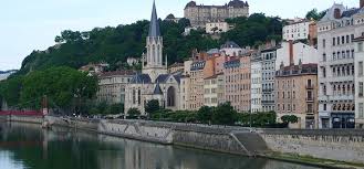 Nous travaillons avec les meilleures agences meilleurs prix annulation gratuite transparence. Location Voiture Lyon Louer Un Utilitaire Rent A Car