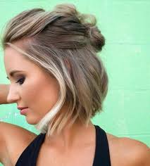60 Short Hairstyles For Round Faces 2018 2019 Hair Shorthair Shorthaircut Trendyhairstyl Hair Styles Short Hair Styles For Round Faces Thick Hair Styles