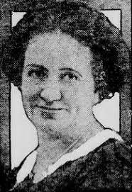 Esther Trotter's Instagram, Twitter & Facebook