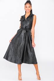 Robe en cuir, robe dentelle, cuir echo, faux, baggy, évasée, plus taille, de longueur genou longue manches. Robe Midi En Simili Cuir Boutonnee Cinelle Paris Mode Femme Tendance