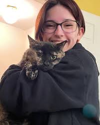 ✨ #TeamMemberTuesday ✨ Abby Duran @veranationgirl has been our music  director since 2024. Catch her performing poetry, doing beach yoga, hanging  with her cat companion or tending to her new plants! Psss...her