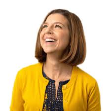 Stephanie Mount's Instagram, Twitter & Facebook