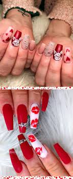 As for that tiny heart, you could even try drawing it in with a metallic calligraphy pen after your nails dry. The Best Valentine S Day Nails Right Now Stylish Belles Nail Designs Valentines Valentines Nails Shiny Nails Designs
