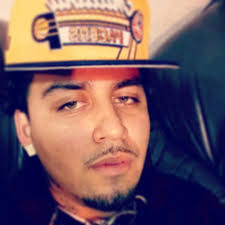 Who can repair a gas leak between the tank and pump in an old Mercedes?