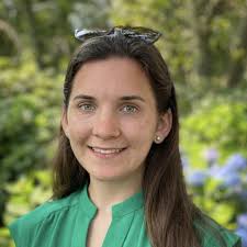 Jennifer Mydosh's Instagram, Twitter & Facebook