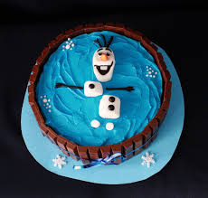 Olaf In A Kit Kat Cake 3rdrevolution Kit Kat Cake Frozen Cake Kitkat Cake