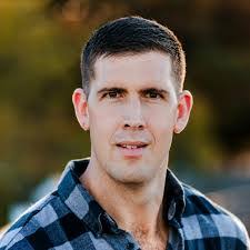 Beth Scherr's Instagram, Twitter & Facebook